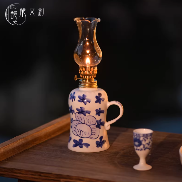 Ceramic oil lamp